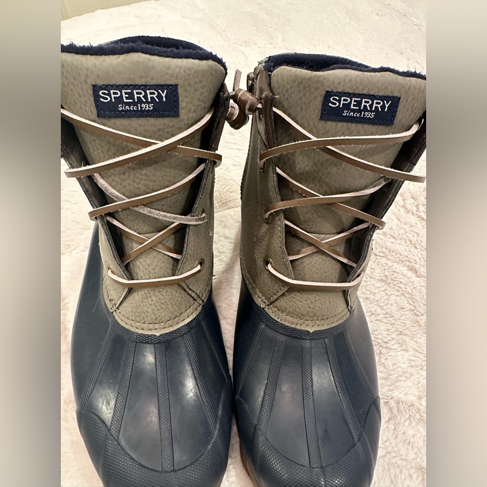 Sperry Top- Sider Size 7 Duck Boots